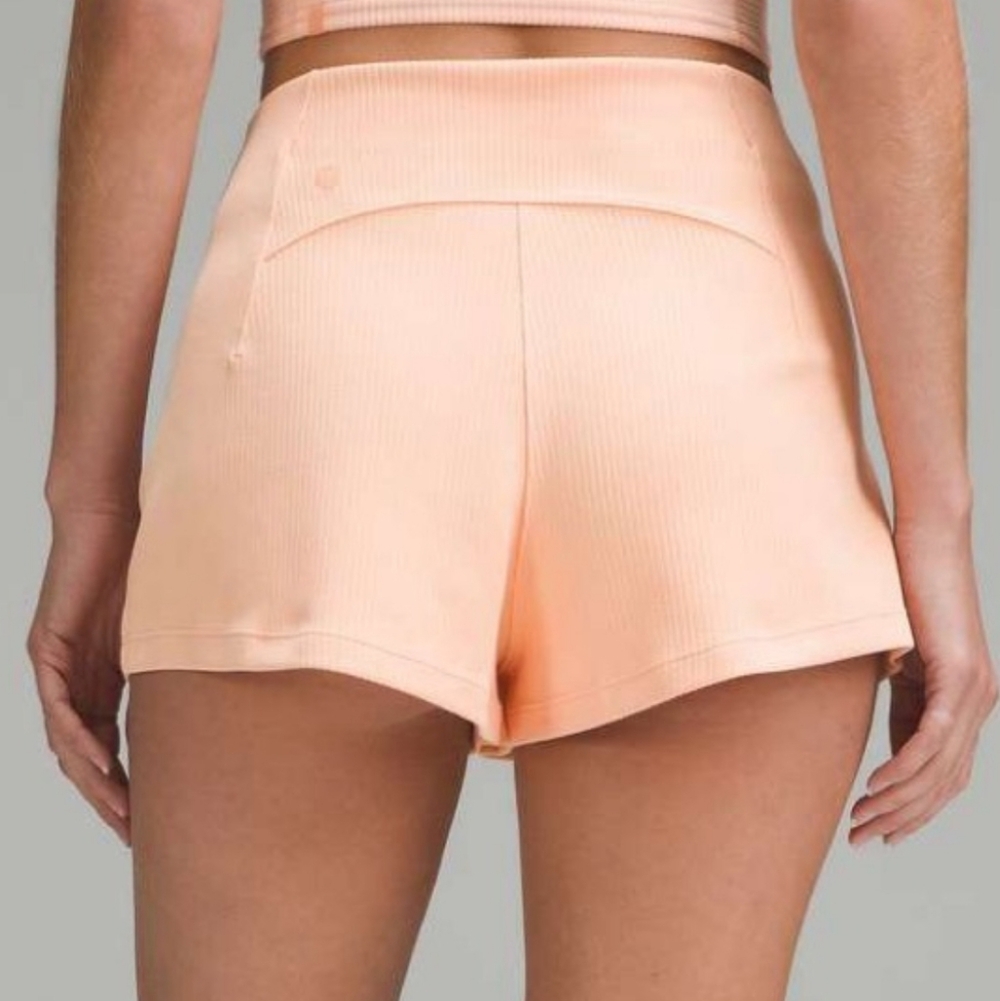 Lululemon Ribbed Softsreme High Rise Shorts - Picture 10 of 10